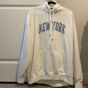 Brandy Melville New York sweatshirt